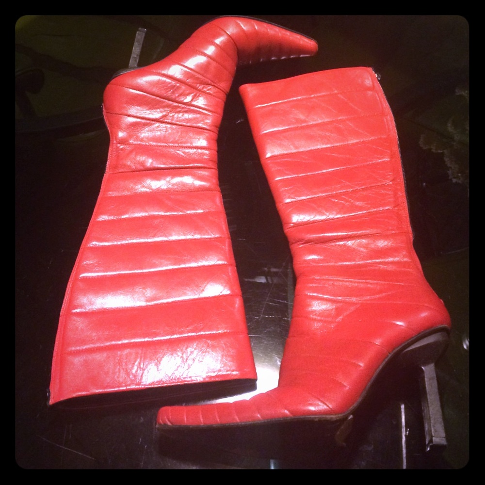 Pointy red leather boots!!